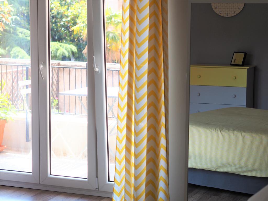 Bed And Breakfast New Morning Holiday Rom Exteriör bild